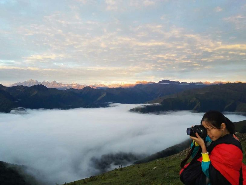 中国】达瓦更扎看云海冰球突破网站【大美(图2)